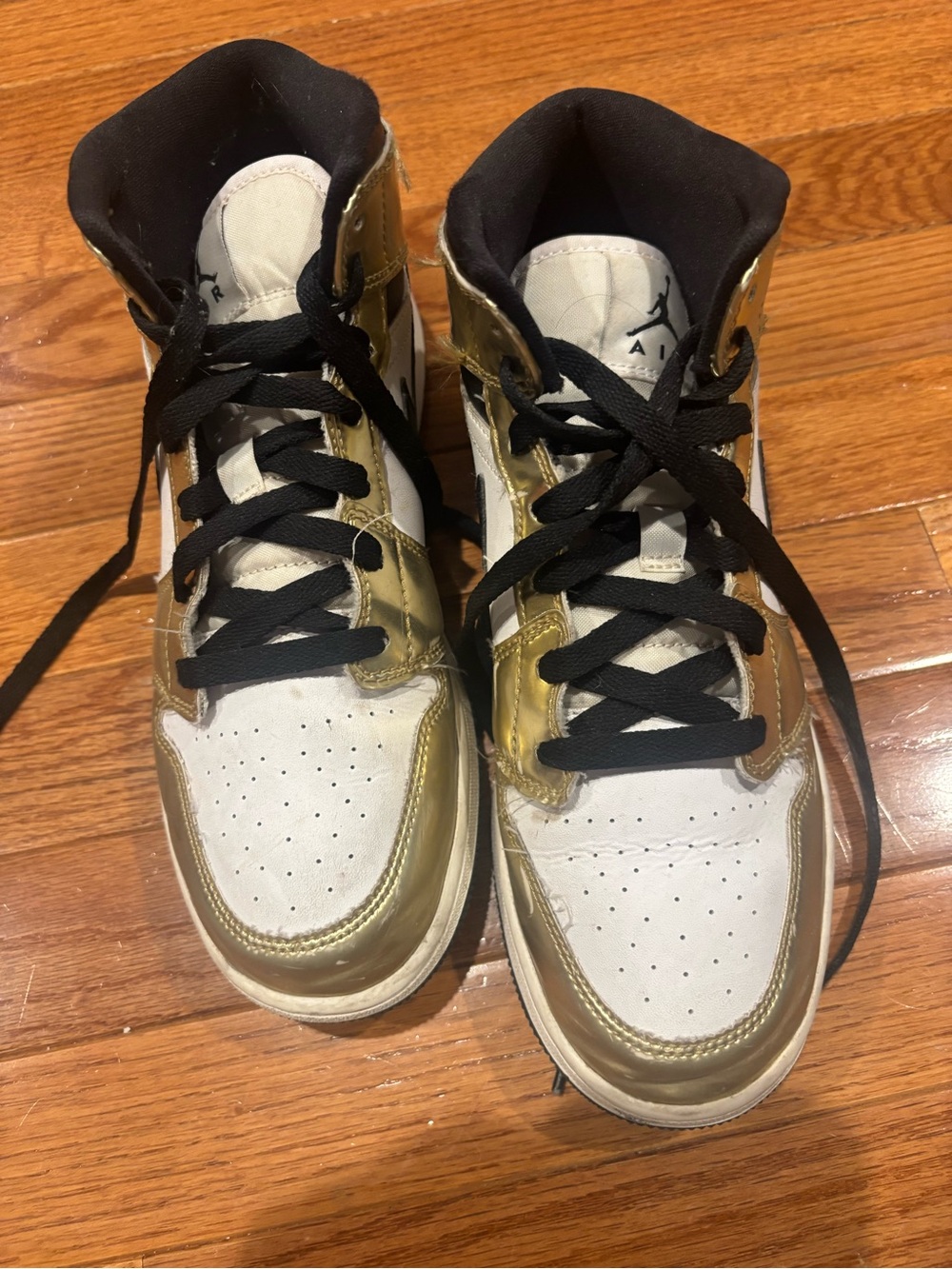 Jordan Kids High-Top Sneakers in Metallic Gold, White & Black